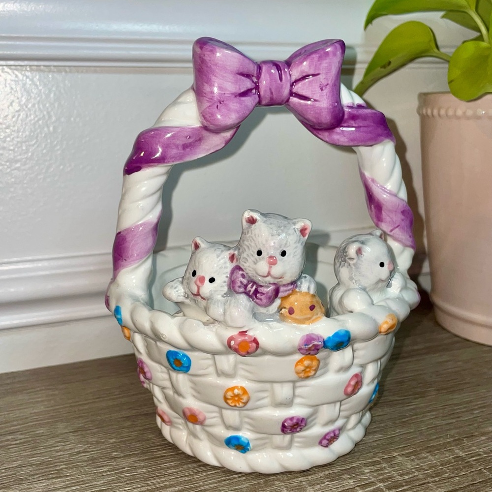 Vintage GAC Ceramic Colorful Easter Basket, 3 Kittens Playing Climbing Cats(17)